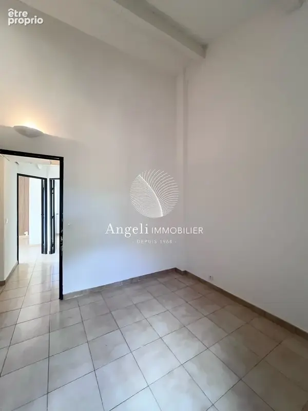 Appartement 75 m² à Frejus  - photo 8