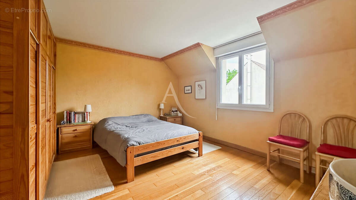 Maison à COURDIMANCHE