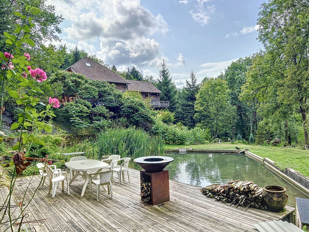 Maison à AIGUEBELETTE-LE-LAC