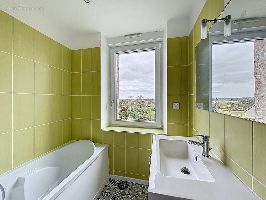 Maison à FIERVILLE-LES-MINES