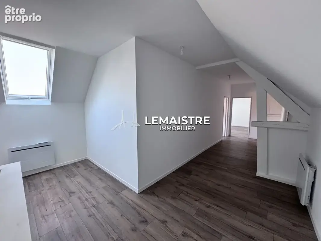 Axe LE HAVRE/YVETOT - Maison 208 m² - 5 chambres - Briques et silex - Double garage - DPE C - photo 9