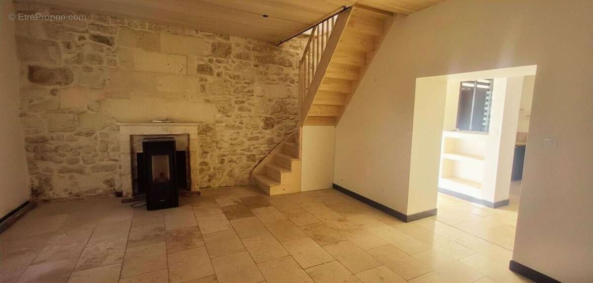 Photo 2 - Maison à PUGNAC