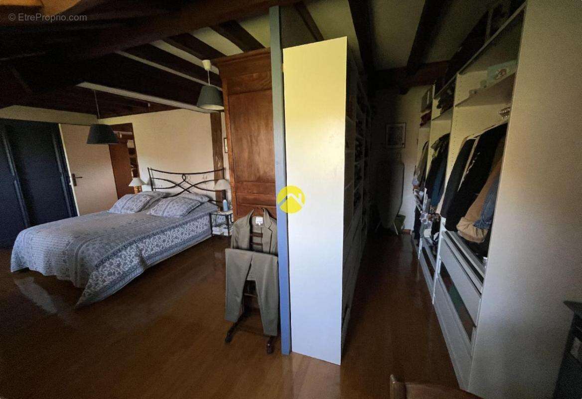 Maison à SAINT-REMY-SUR-DUROLLE