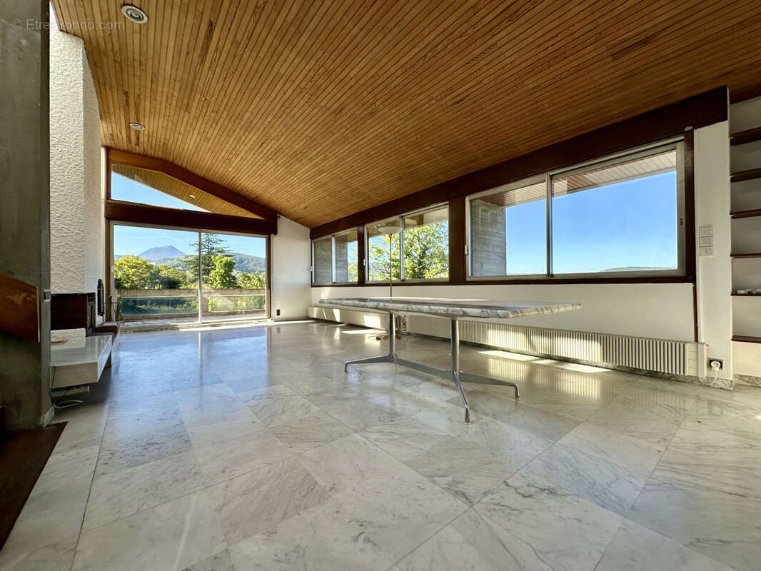 Maison à CLERMONT-FERRAND