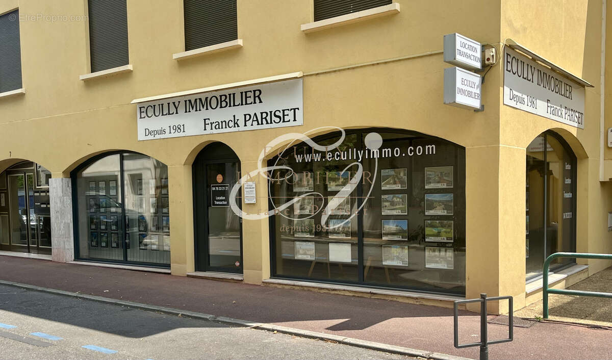 Vente 69130 ecully appartement t3, 67 m2 balcon, cave et garage - photo 7