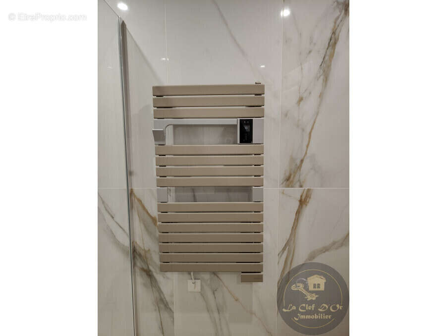 Maison à PLAN-DE-LA-TOUR