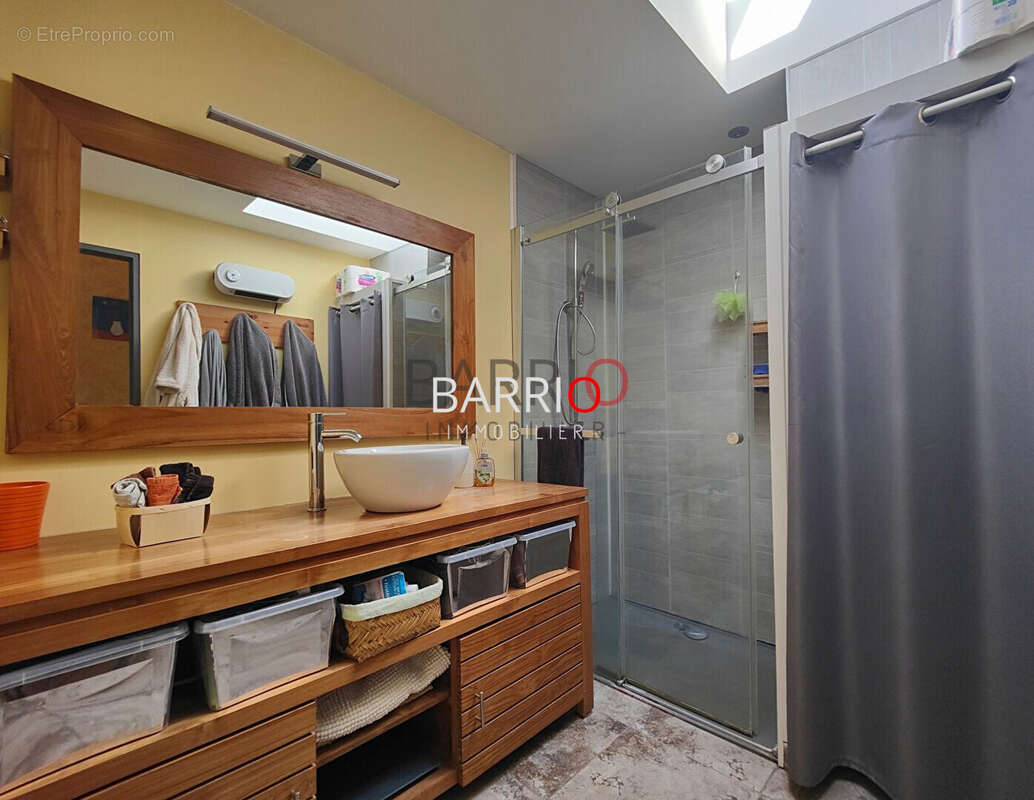 Maison à SAINT-GENIS-DES-FONTAINES