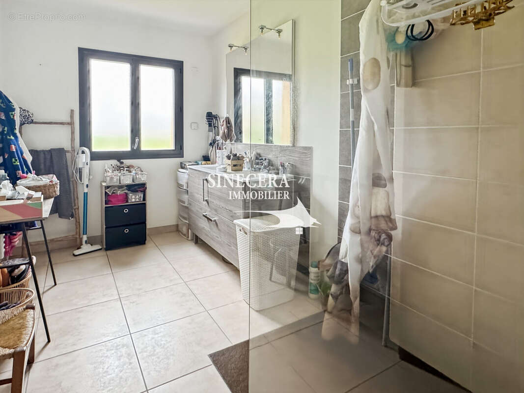 Maison 220 m² à Villetoureix  - photo 8