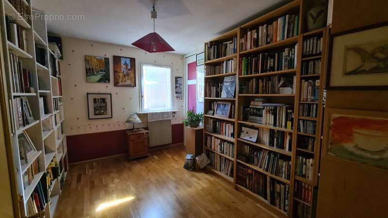 Maison à GUERMANTES