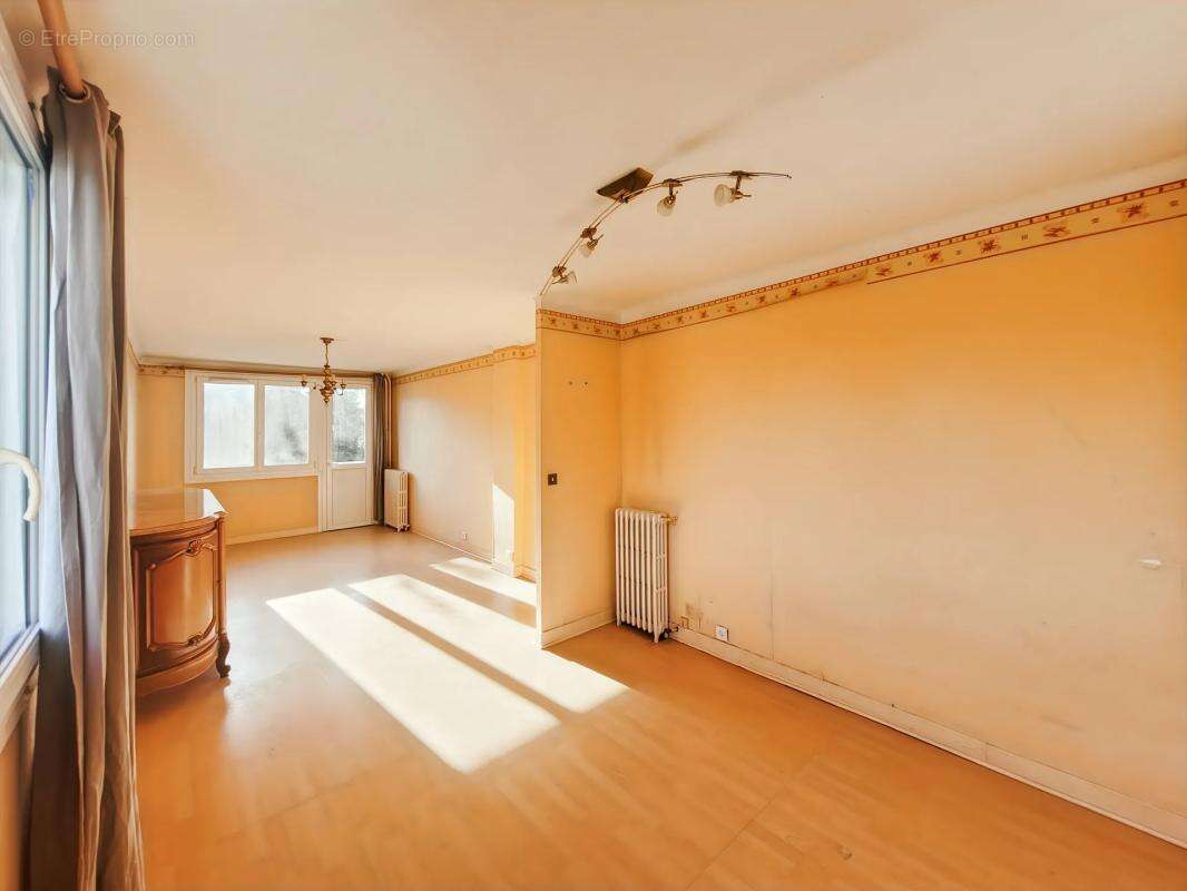 Appartement à VILLIERS-LE-BEL