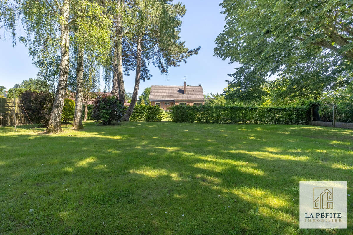 Plain-pied individuel d’exception sur 1600 m2   Sous-sol complet   Environnement privilégié - photo 3