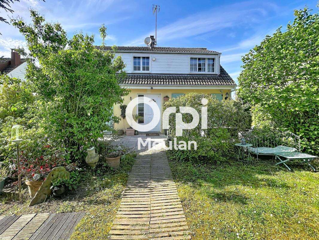 Maison à MEULAN