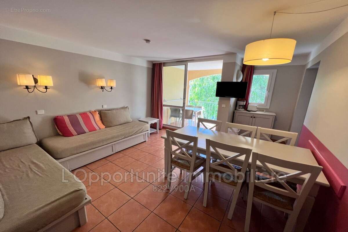 Appartement à MANDELIEU-LA-NAPOULE