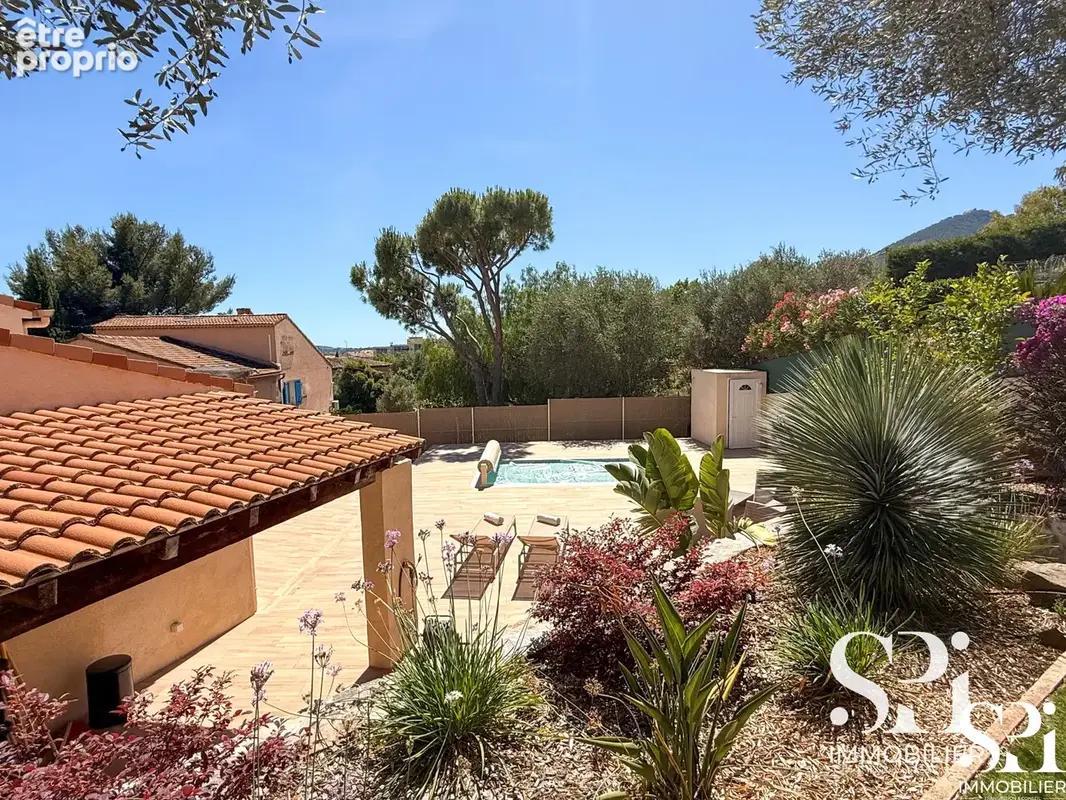 LA VALETTE NORD- Maison 4 chambres - piscine - Plain-pied - photo 3
