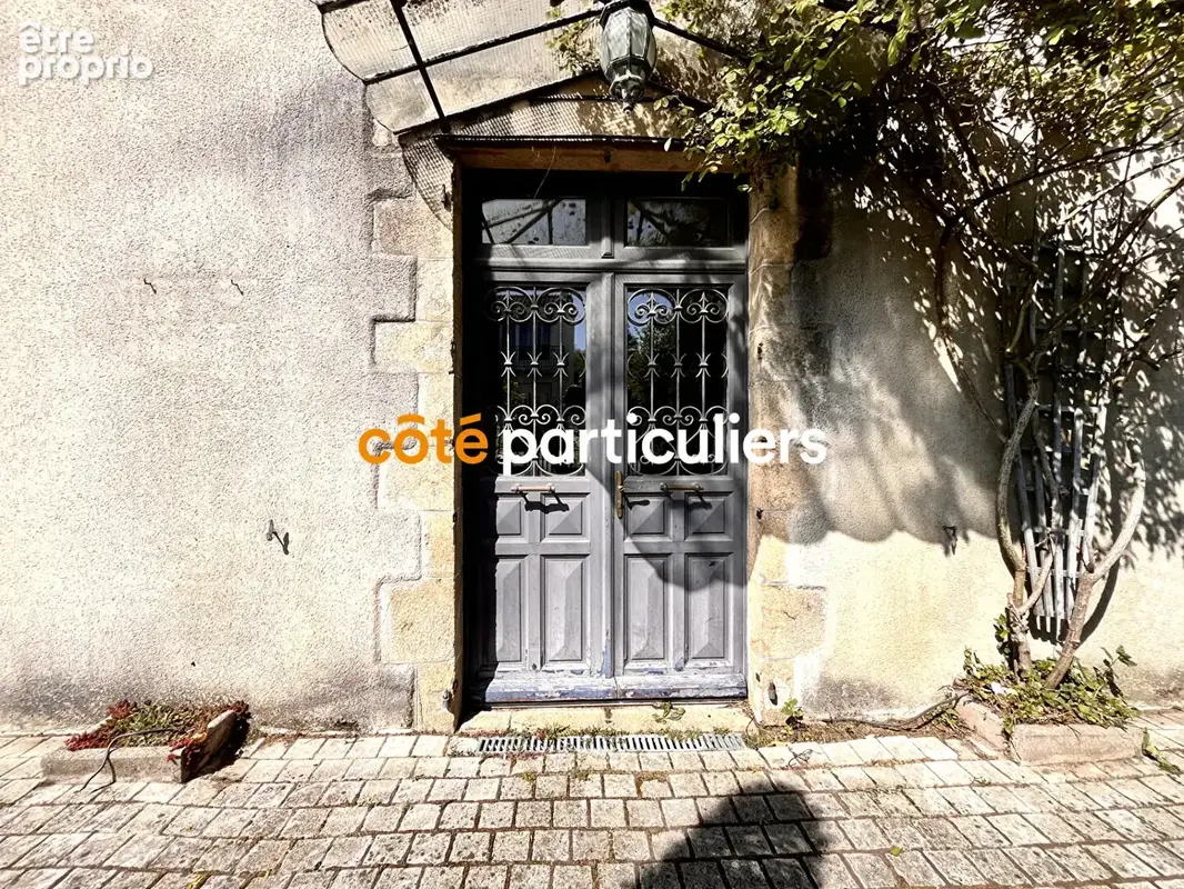 Le poiré-sur-vie -- demeure du xviii siècle -- 310 m² habitables -- 14 pièces -- piscine -- 2 logements -- proche commerce - photo 3
