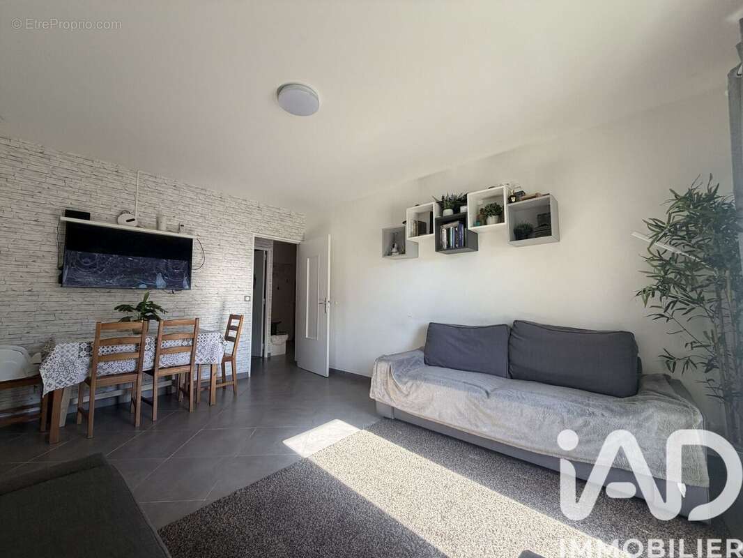 Photo 5 - Appartement à CHAMPIGNY-SUR-MARNE