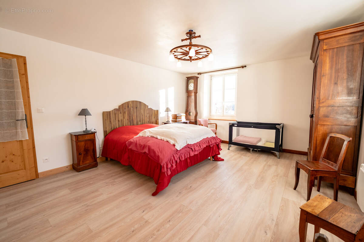 Appartement à JOUGNE