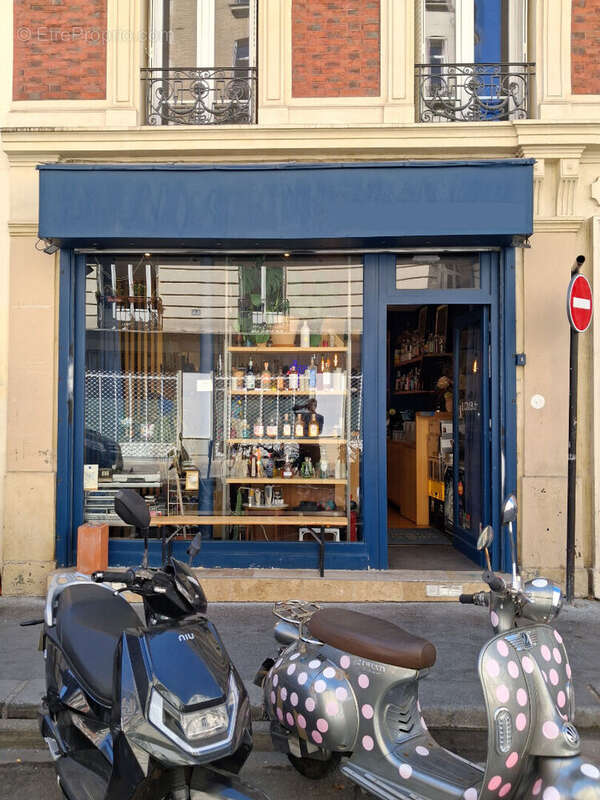 Commerce à PARIS-11E