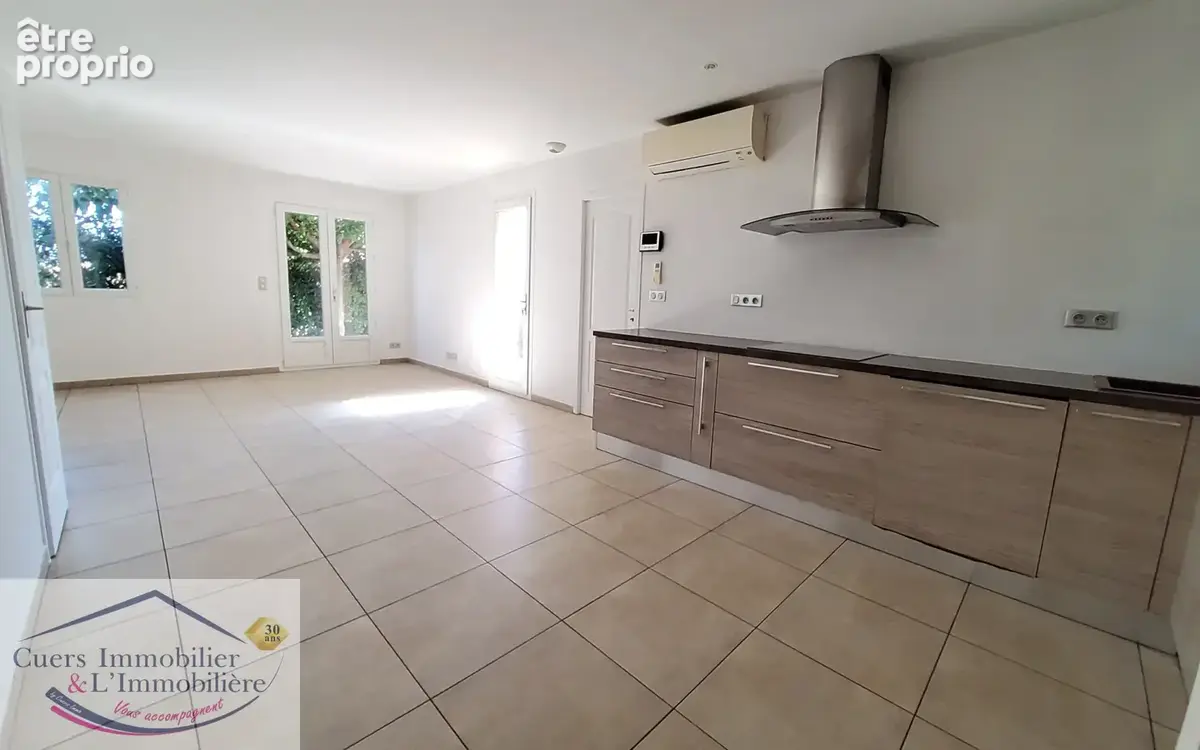 CUERS, VILLA T3 avec garage - photo 6