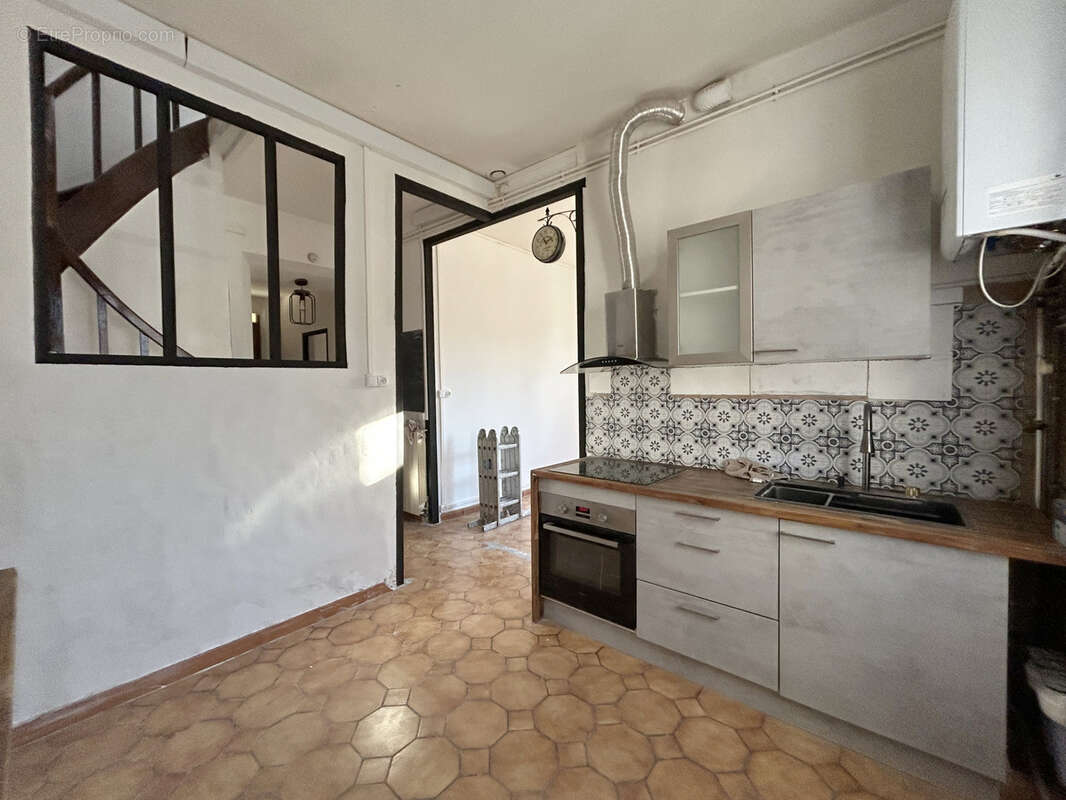 Maison à LEZIGNAN-CORBIERES