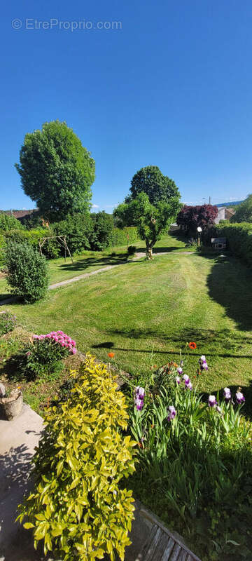 Maison à SAINT-GERMAIN-EN-MONTAGNE