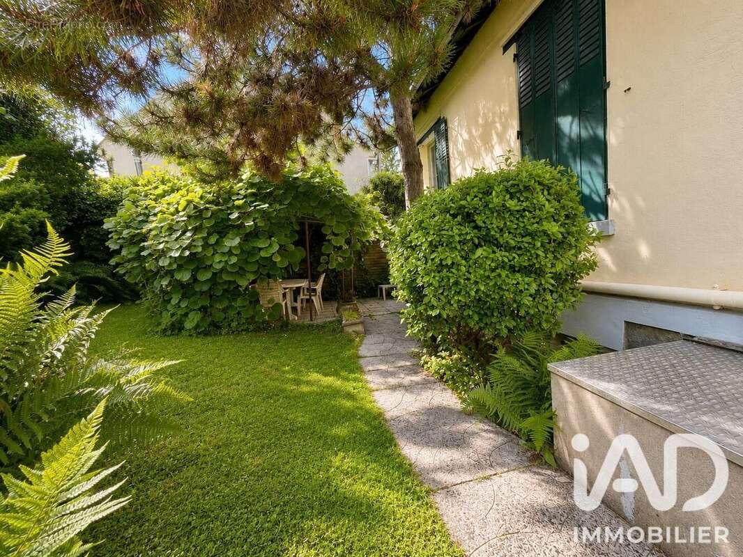 Maison 101 m² à Villiers-Sur-Morin  - photo 2