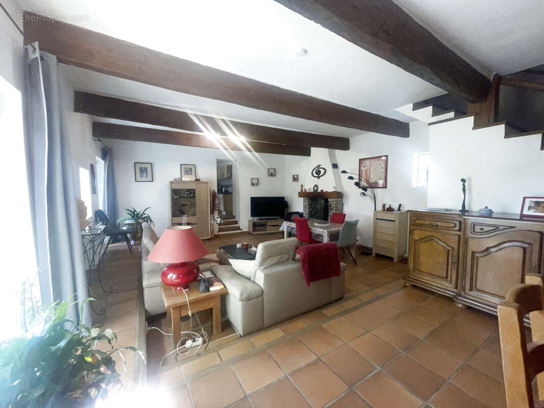 Maison à LAROQUE