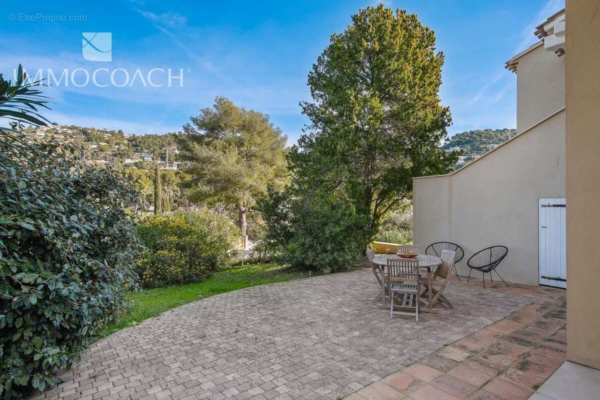 Maison à CARQUEIRANNE