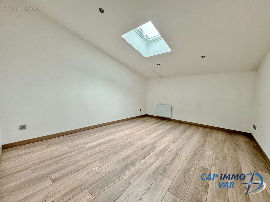 Appartement à LE BEAUSSET