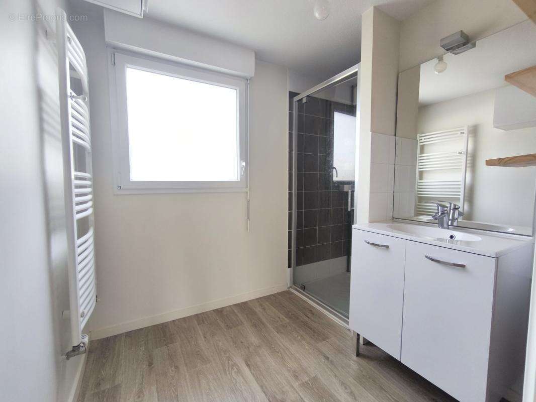 Appartement à BILLERE