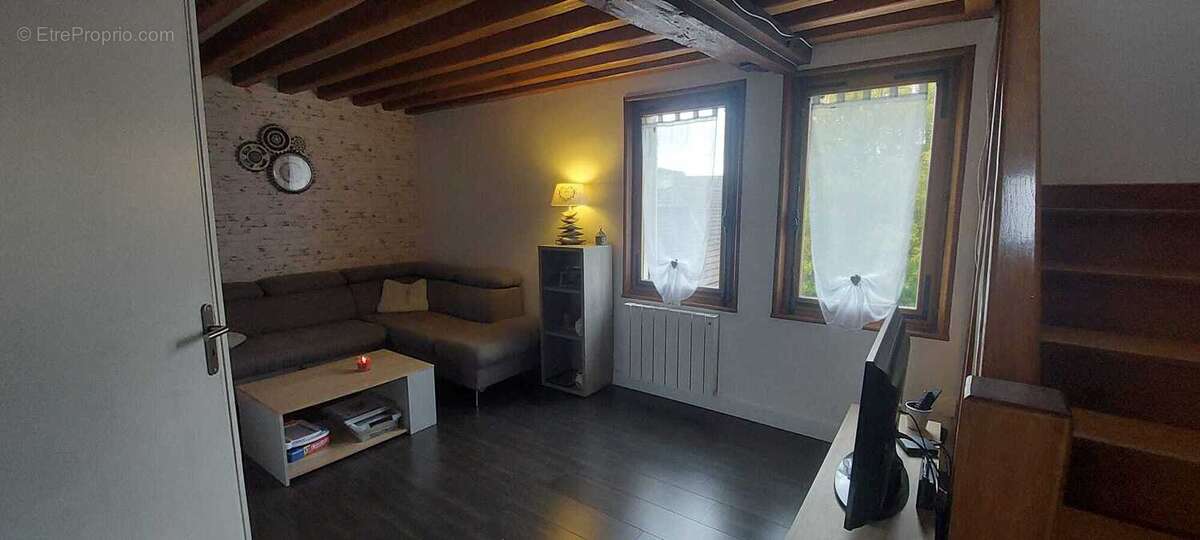 Maison à LA RUE-SAINT-PIERRE