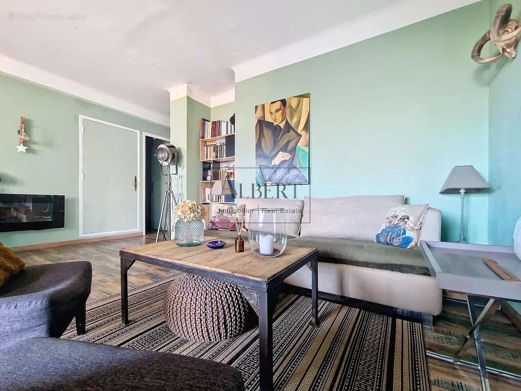 Appartement à LE CANNET