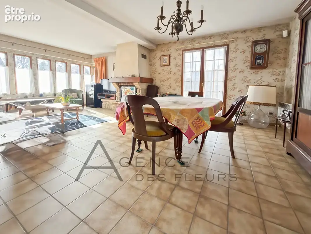 Maison 6 pièces 141 m² à vendre à Saint-Aubin-Les-Elbeuf (76410) - photo 7