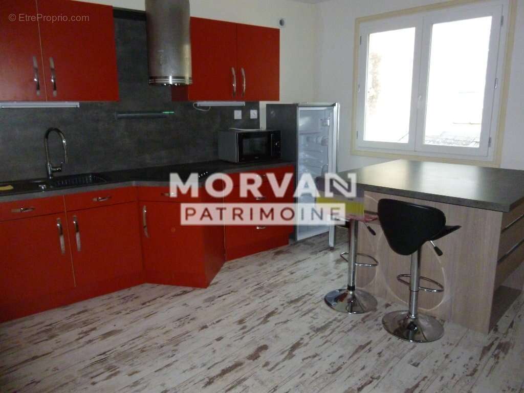 Appartement à MOULINS-ENGILBERT