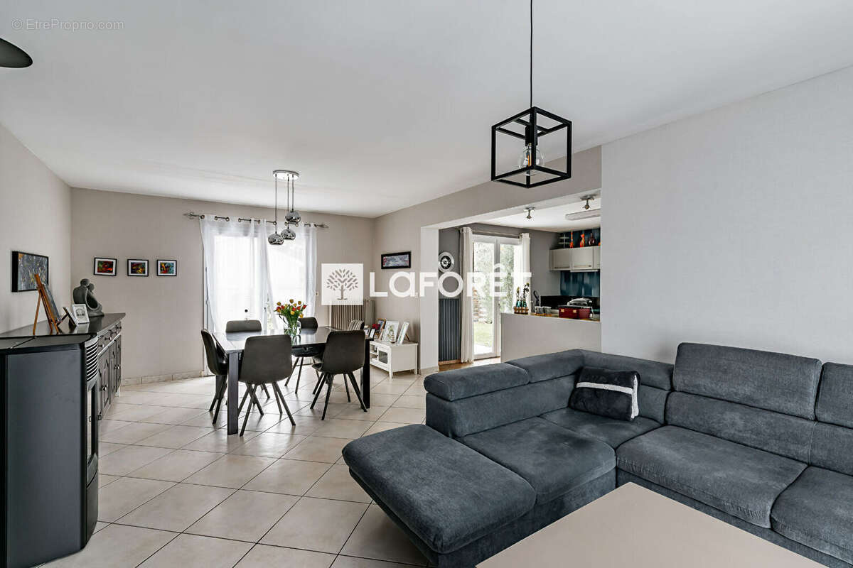 Maison à LUGON-ET-L'ILE-DU-CARNAY