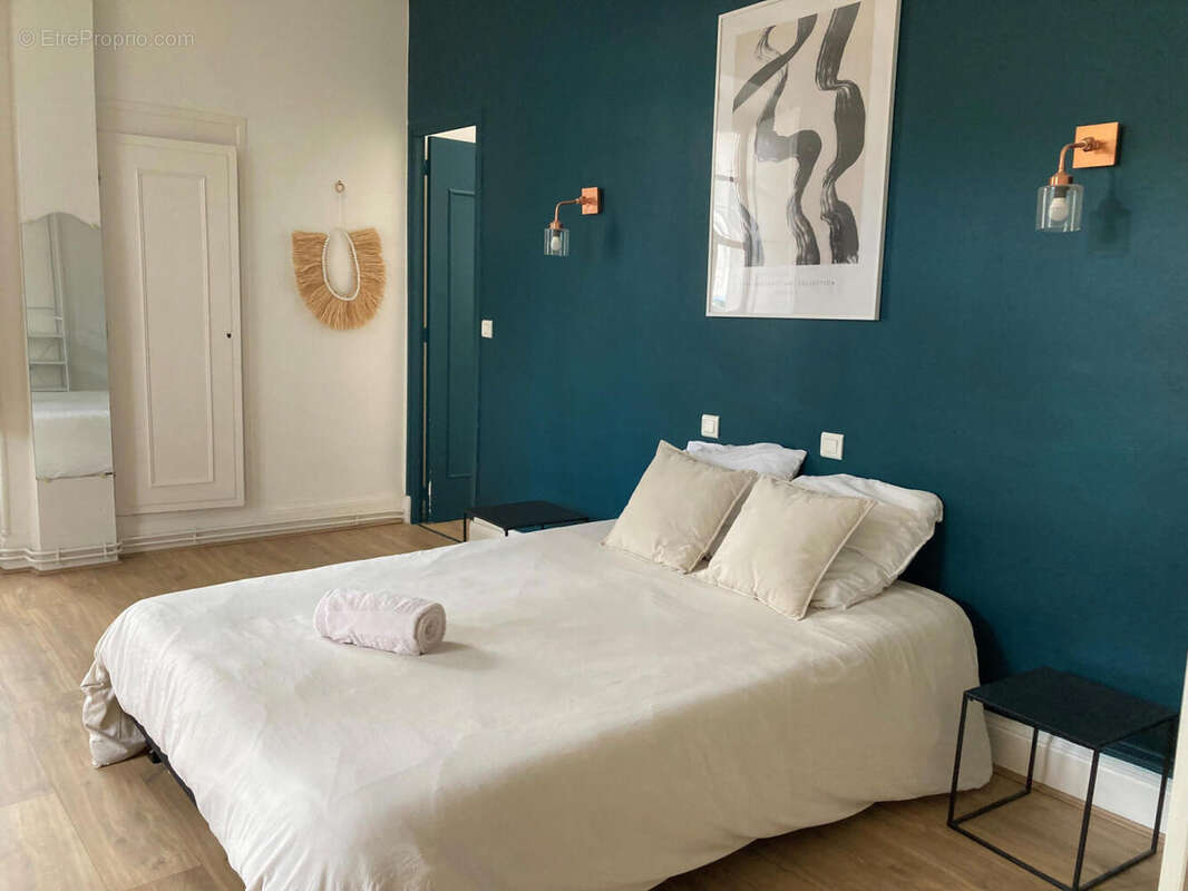 ch 2 bis - Appartement à ARCAMBAL