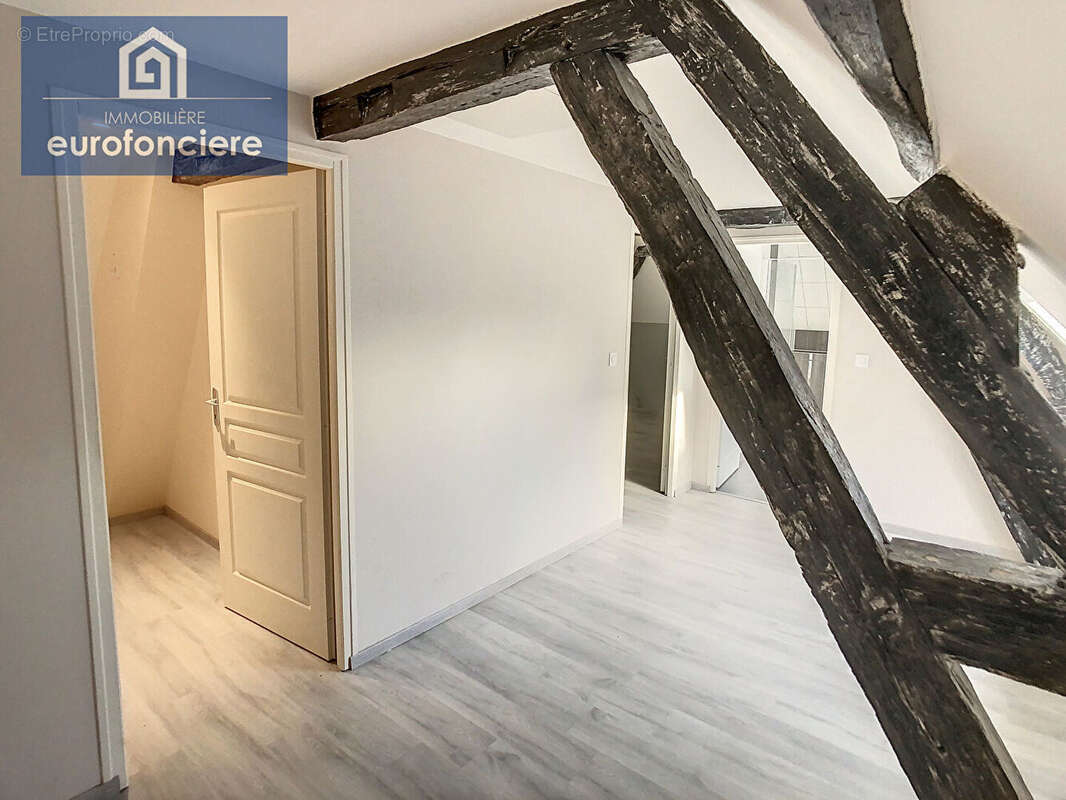 Maison à AIX-EN-OTHE