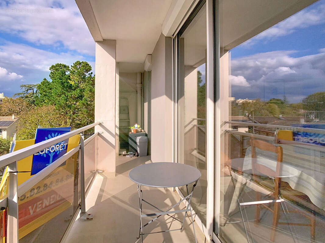 Appartement à BORDEAUX