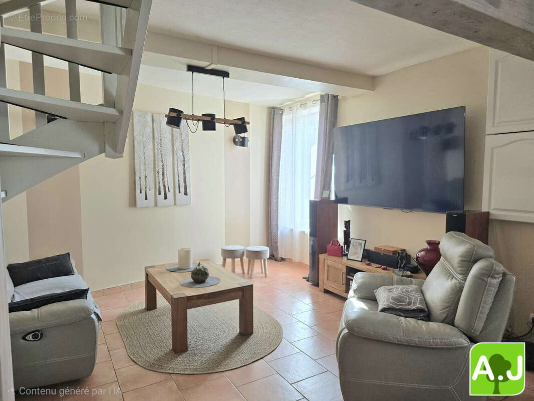 Maison à EZY-SUR-EURE