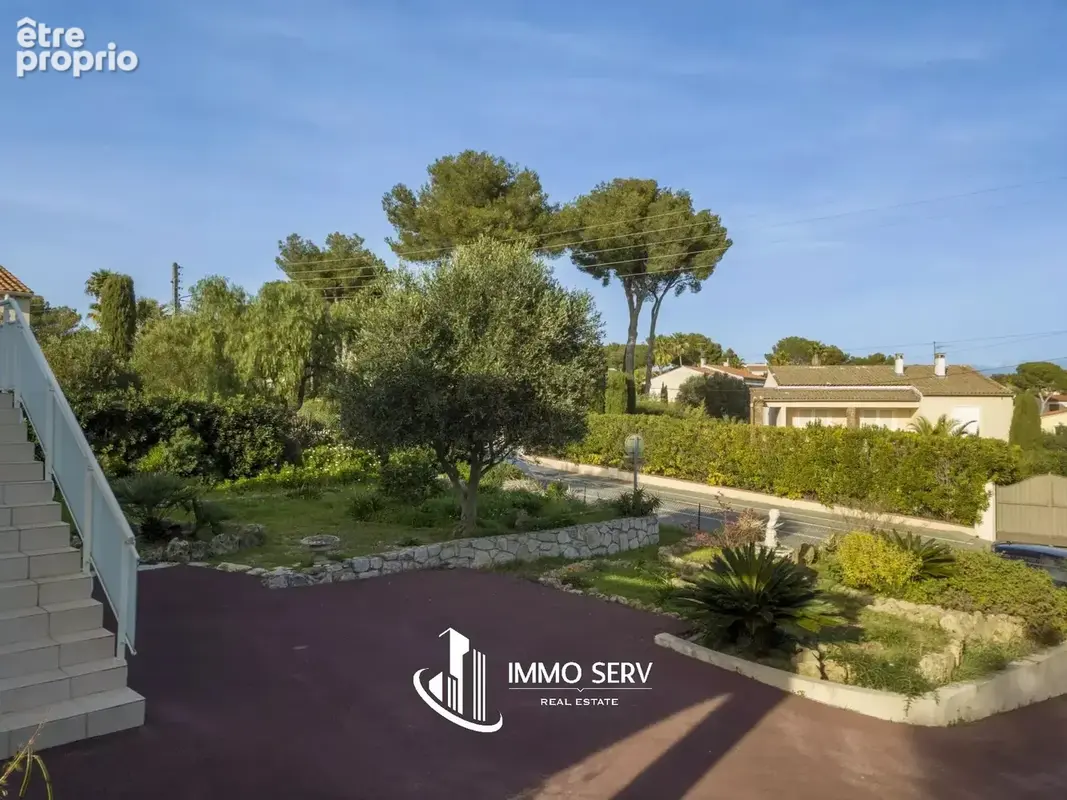 Maison 270 m² à vendre à Saint-Raphael (83700) - photo 3