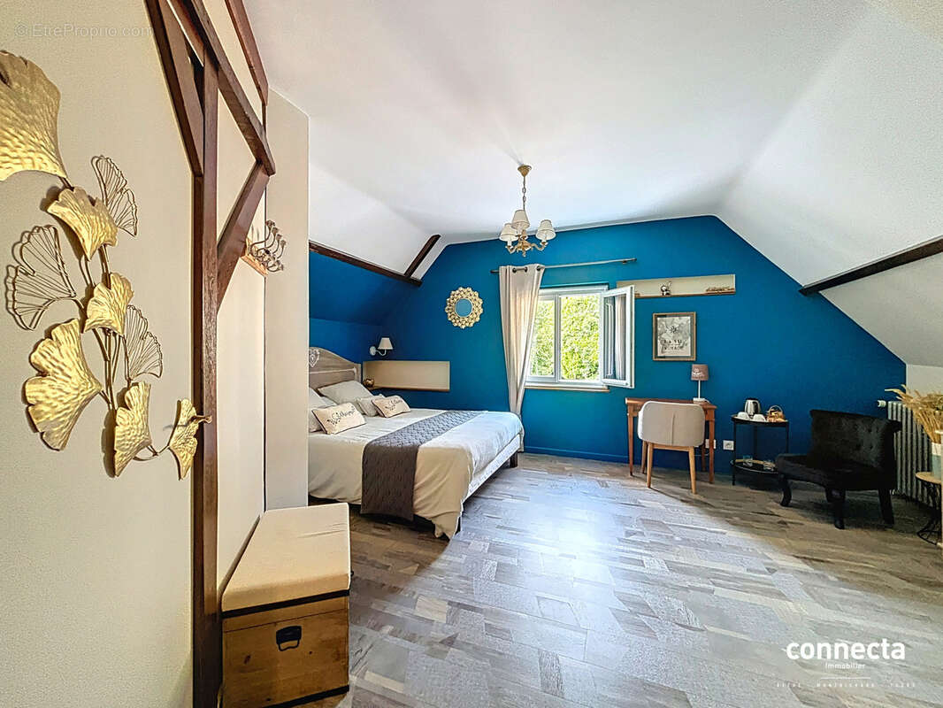 Maison à POCE-SUR-CISSE