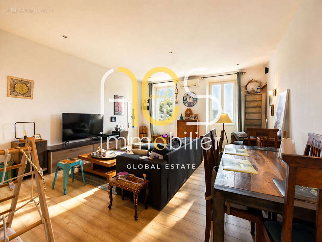 Appartement à FREJUS