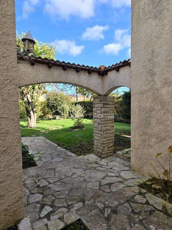 Maison à CASTANET-TOLOSAN