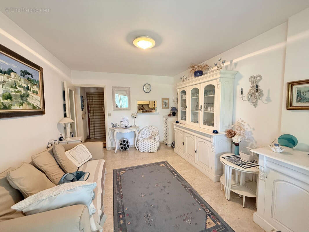 Appartement à SANARY-SUR-MER