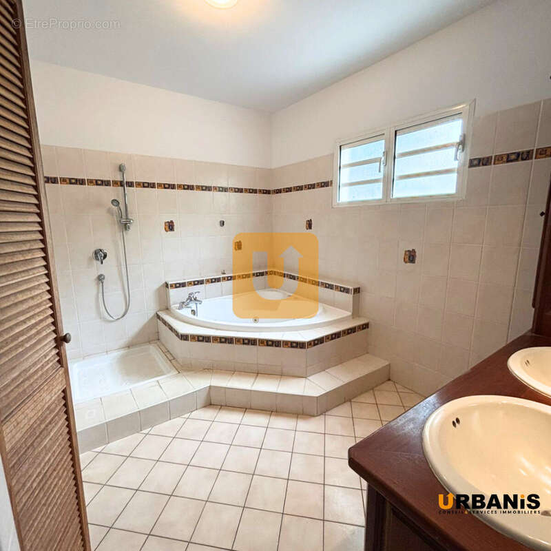 Maison à SAINT-PAUL