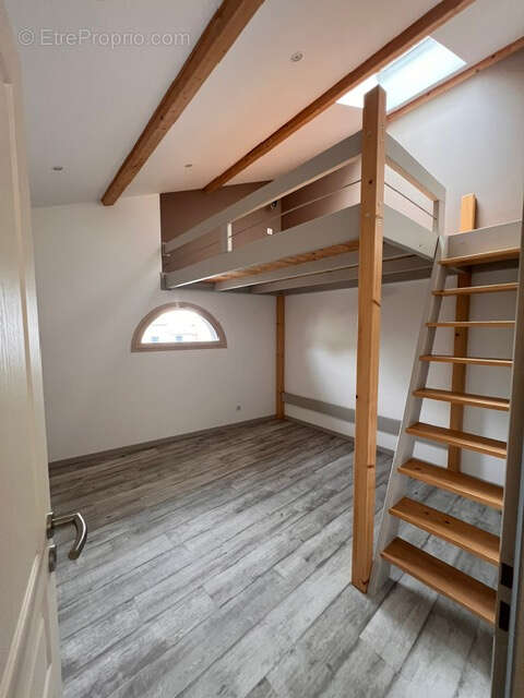 Maison à COMBRONDE