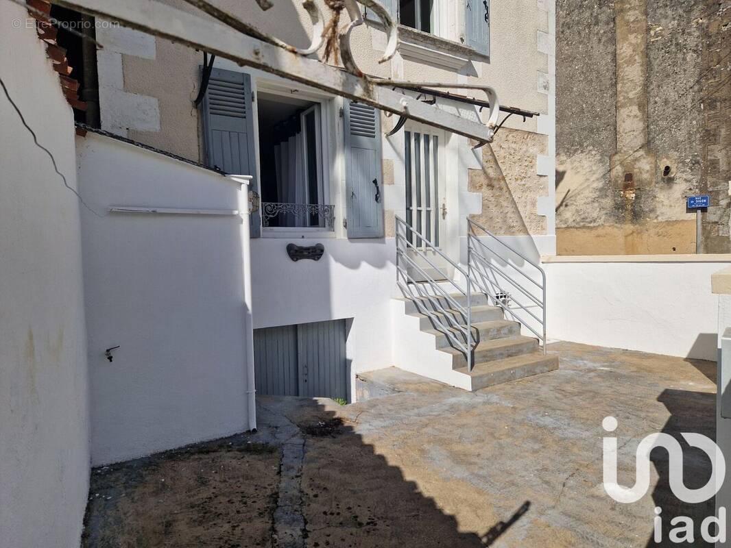Photo 1 - Maison à MIGNE-AUXANCES
