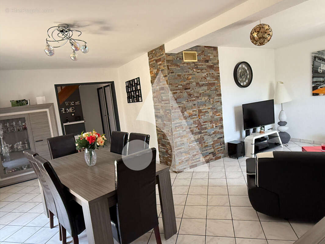 Maison Rechesy 4 pièce(s) 95.37 m2 - photo 3