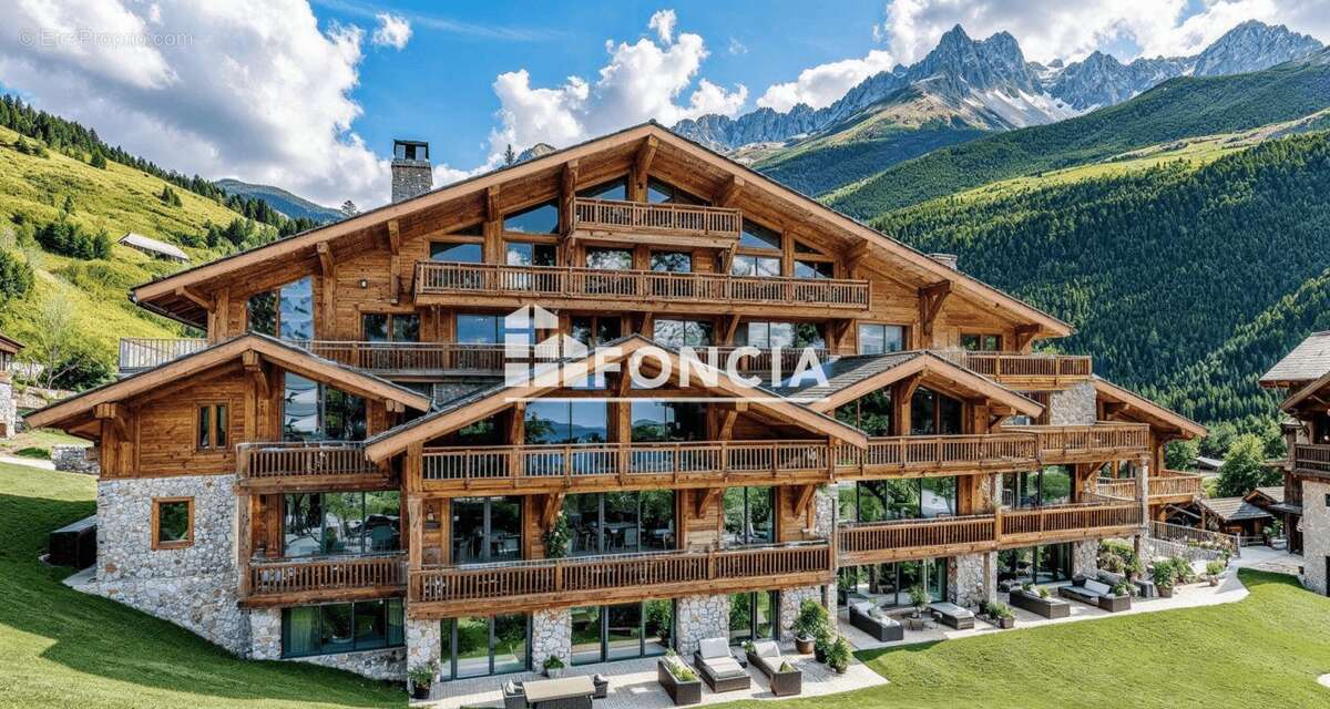 Appartement à LES ALLUES