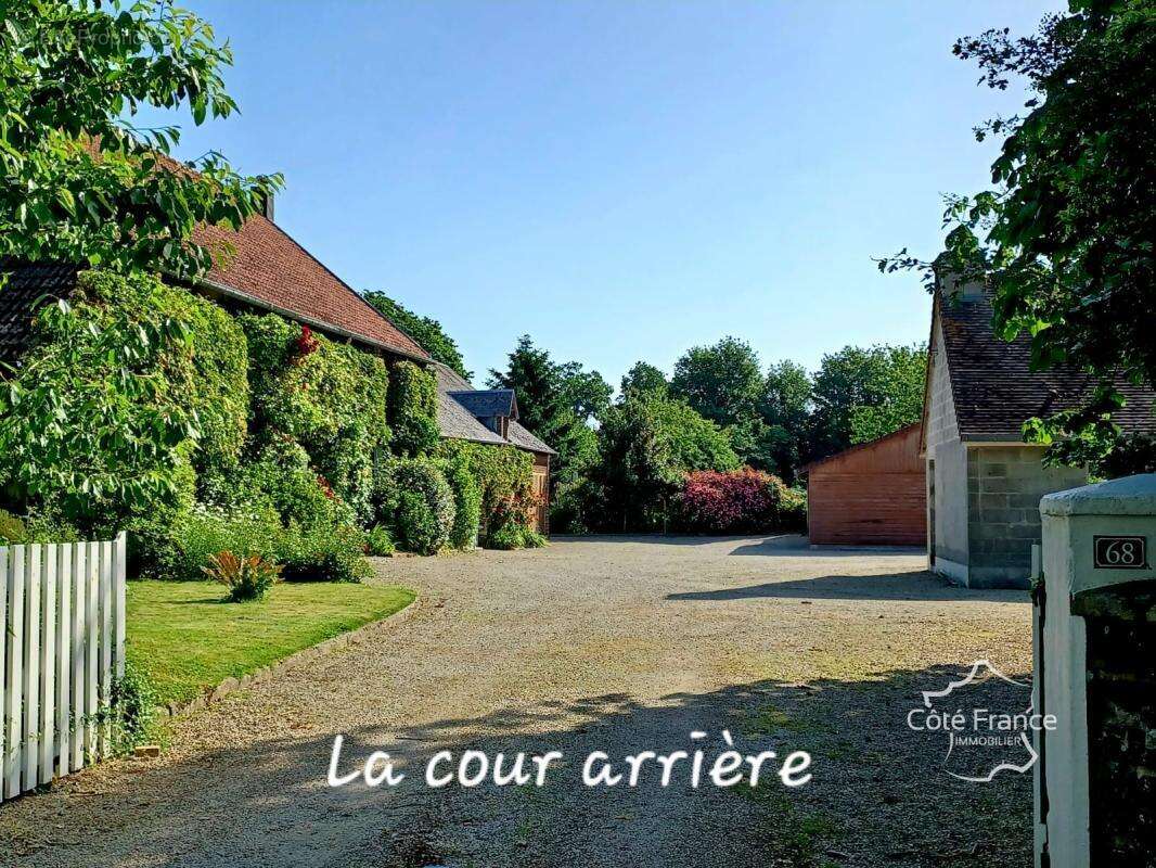 PROPRIETE avec gîtes, terrain 4 hectares - photo 4